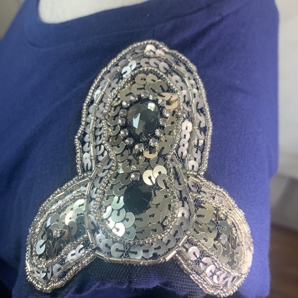 Express Navy Embellished Padded Shoulder Crew Neck Tee - Picture 5 of 14